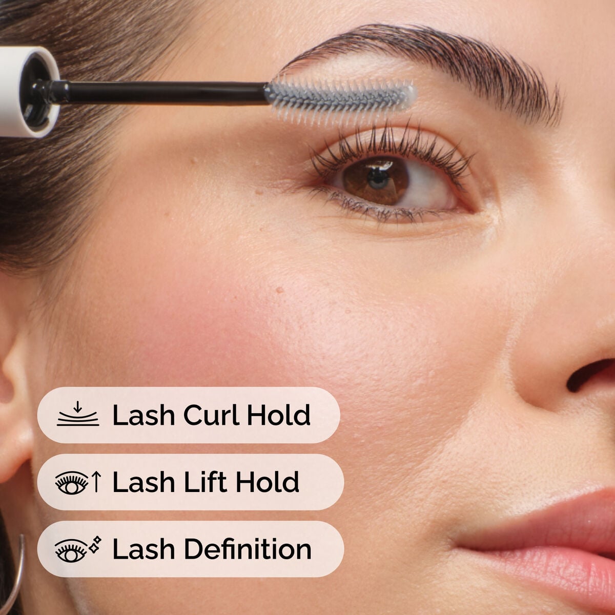 lash-curl-finisher-z7 ord-lash-curl-finisher-model-application-with-benefits.jpg