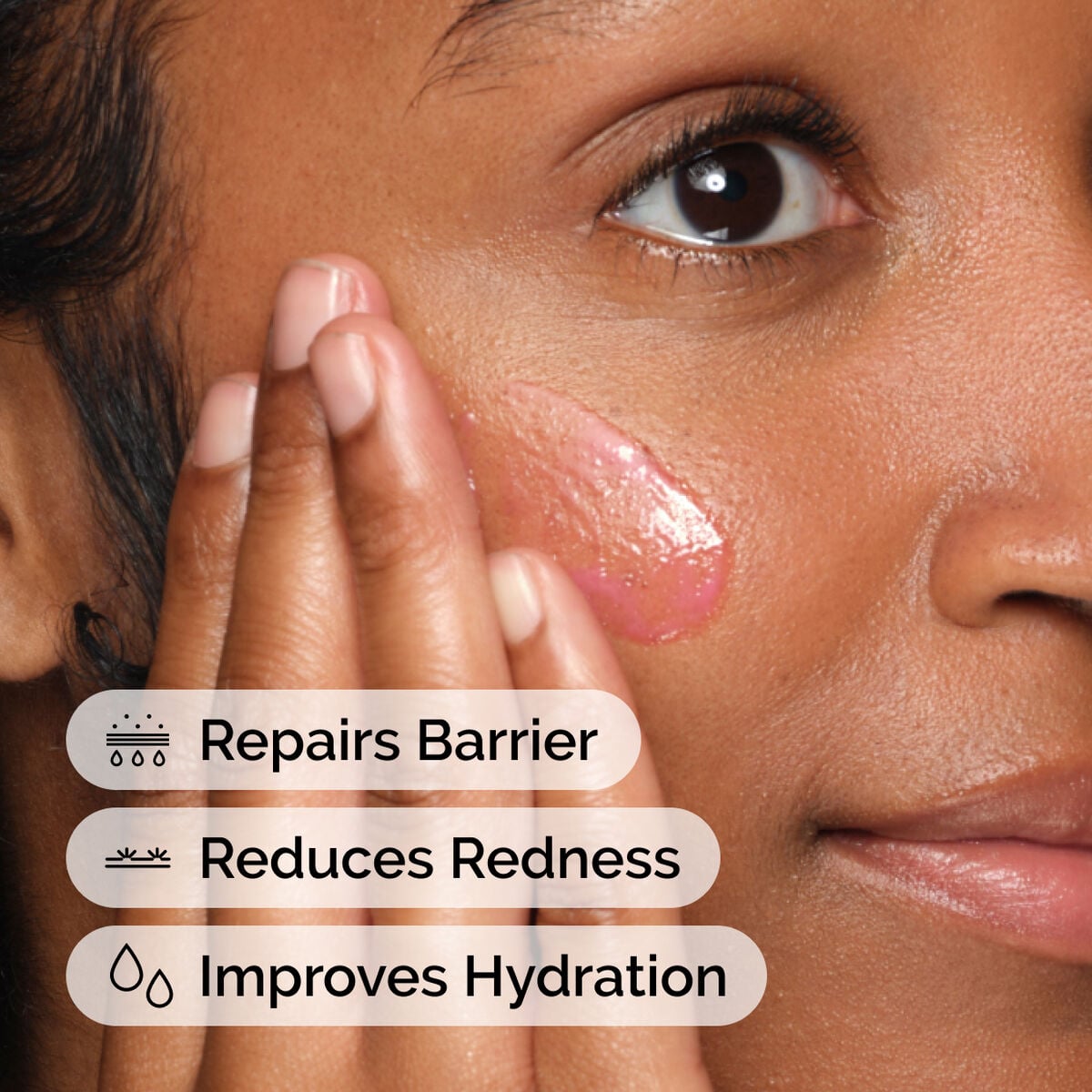 soothing-and-barrier-support-serum-set-a7 ord-soothing-barrier-support-serum-model-application-with-benefits.jpg